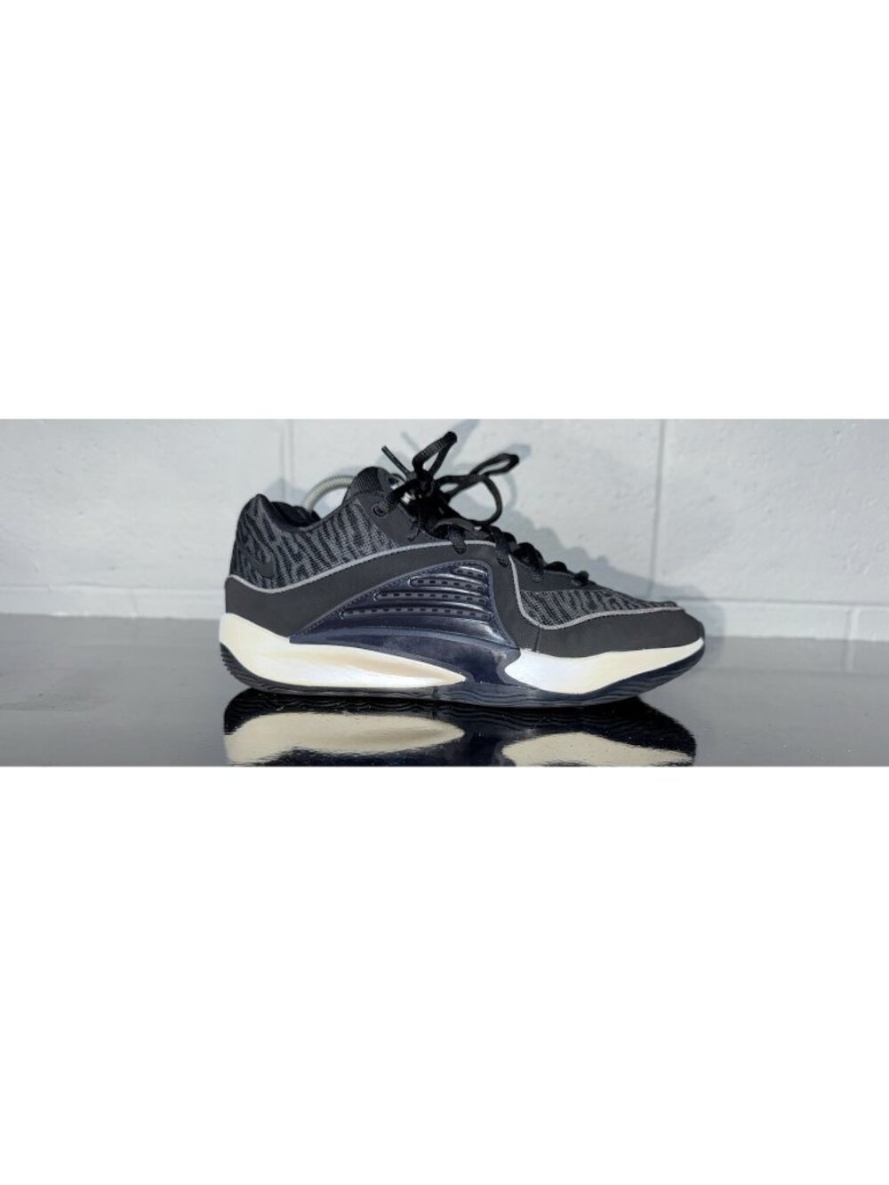 Nike KD 16 NRG Boardroom Mens Athletic Basketball Shoes Size 7.5 DV2917-003